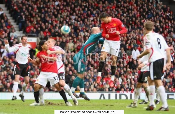 in primul derby din grand slam sunday, manchester si-a terminat adversara. a cistigat cu 3-0 si a